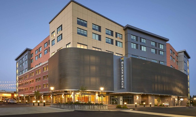 Cal Young Hotel | Hyatt Place Eugene/Oakway Center