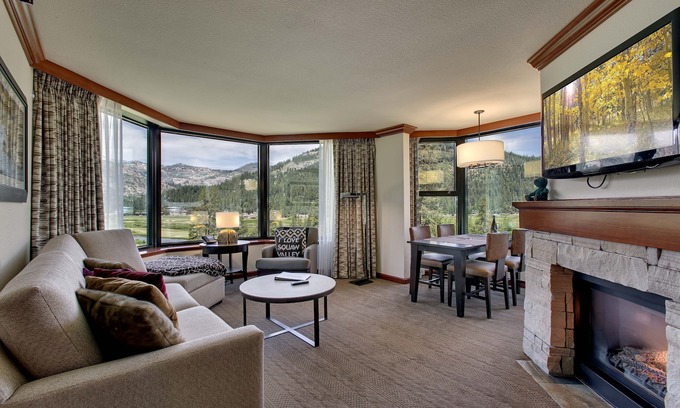Olympic Valley Condo | Hyatt’s EVERLINE™️Resort & Spa,2bdrm PANORAMIC VIEWS!Pool,hot tubs SKI-IN-Out😎