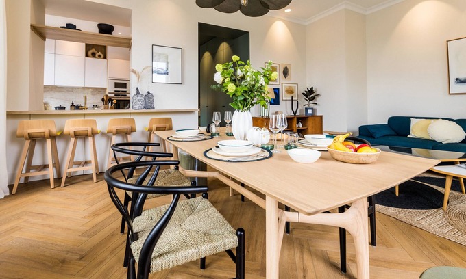 Behobie Apartment | HYGGE KEYWEEK Apt 2 bedrooms with parking in Biarritz city center