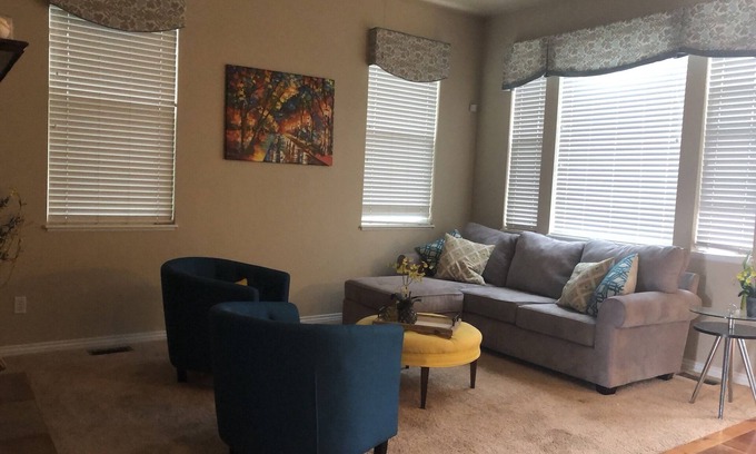 Wolf Ranch House | Ideal Get Away for Friends and Family and bring the pets