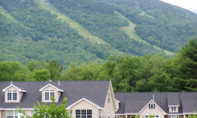 Sunday River Area Condo | Ideal location less than 2 mins away, very clean, relax and recharge!