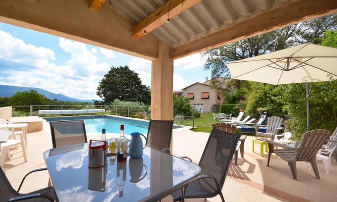 Saint-Saturnin-les-Apt Villa | Ideal pied-à-terre in the heart of the Luberon Regional Natural Park