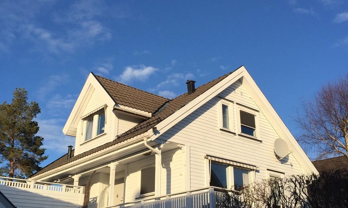 Risor House | Idyllic southern country house in Risør