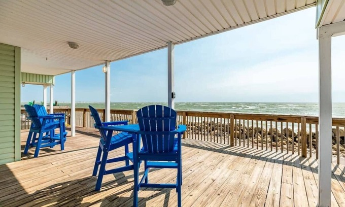 San Luis House | If It Is ALL About the View, This Home's For YOU!