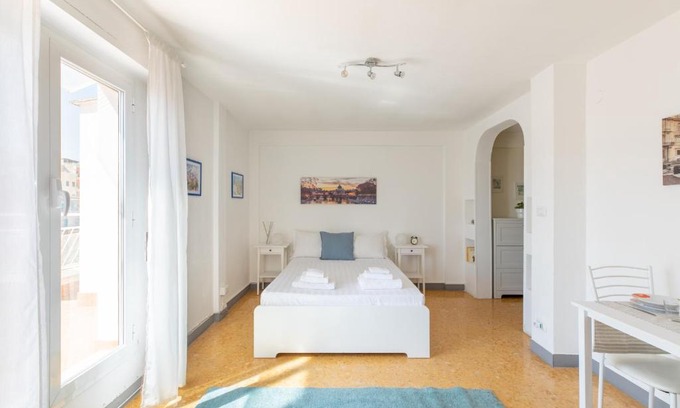 Trionfale Apartment | iFlat Shiny Penthouse in Balduina