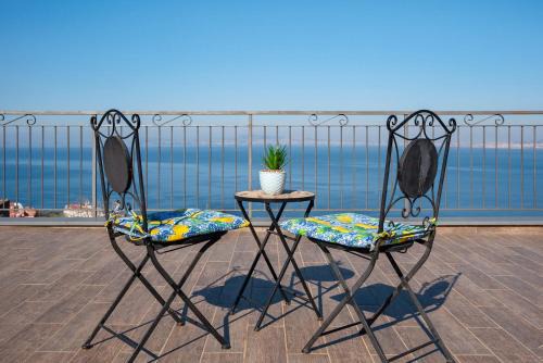 Monte Chiaro House | Il Casale Del Sole Montechiaro