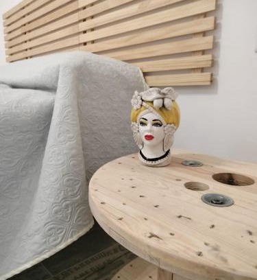 Torre Archirafi House | Il Regno delle due Sicilie - casa al mare con il terrazzo