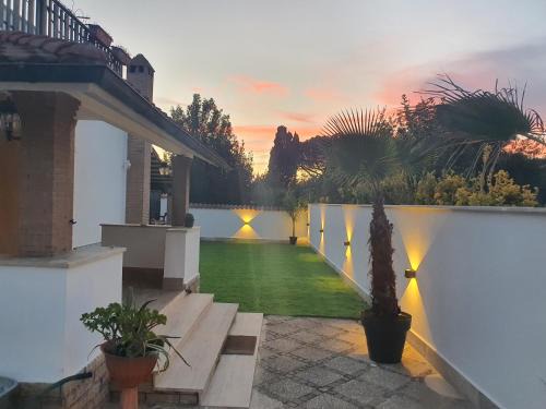 Zona XXXIV Casal Palocco Villa | Il sole di Roma