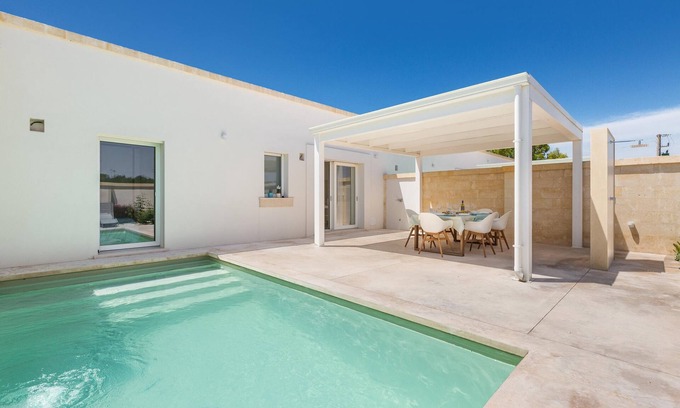 San Pietro in Bevagna Villa | Il Suono del Mare - Giunone by Perle di Puglia