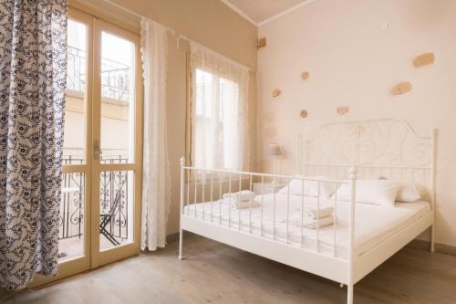 Old Town House | Iliotropio Art