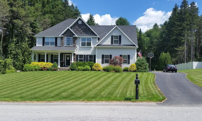 Saratoga Springs House | Immaculate Saratoga Home