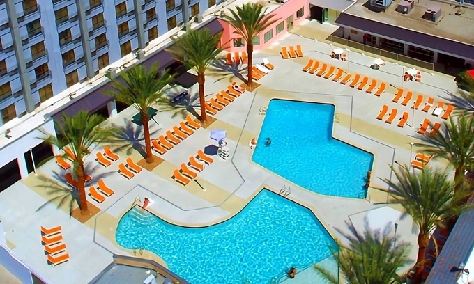 Las Vegas Hotel | Impressive Views, Modern Comfort & Unmatched Service! Near T-Mobile Arena!