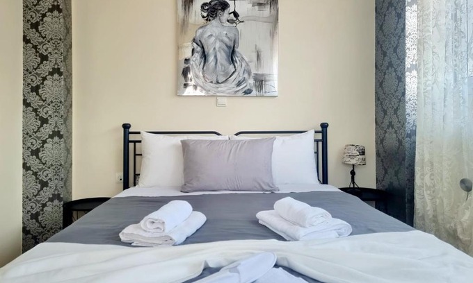 Tripoli Apartment | In Centre Suite by Open City