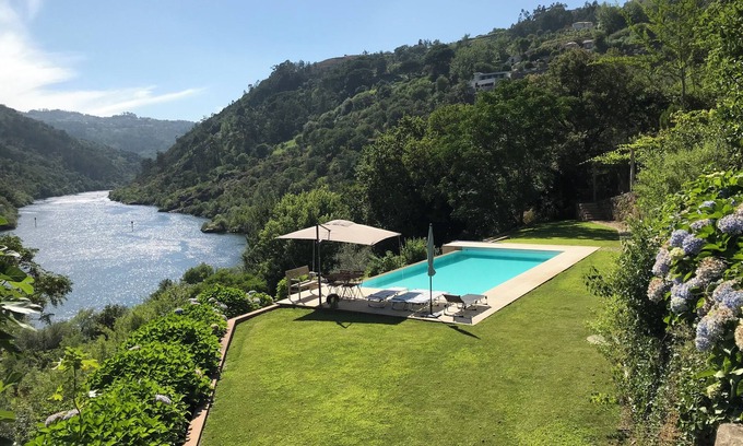Sardoeira House | In Concela, Marco de Canavezes, housing with margin for the Douro River