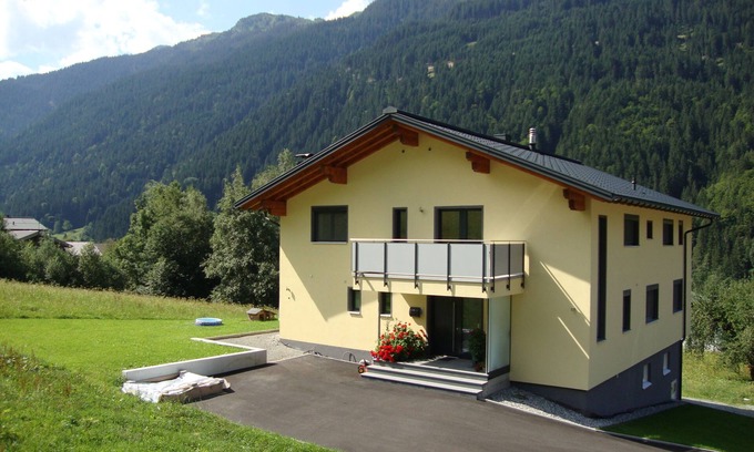 Sankt Gallenkirch Apartment | In the middle of nature and yet centrally located with balcony and mountain view