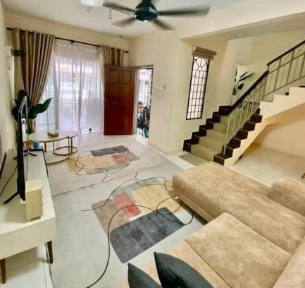 Hulu Selangor House | Inap Semarak Batang Kali