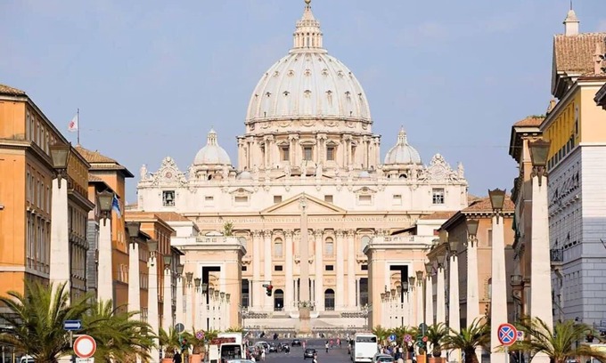 Rione III Colonna Apartment | Incredible 1BR Suite Great Space in Rome