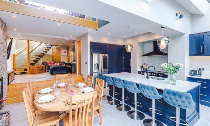 Shipley House | Incredible Home | Driveway | Piano | Workspace