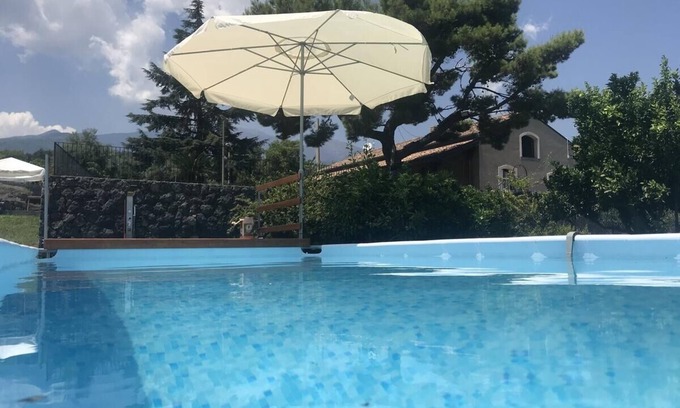 Giarre Apartment | Independent apartment, for relaxing vacations, with views between the sea and Etna