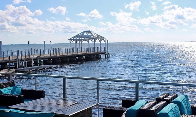Rocky Point House | Indulge in Home Like Comfort