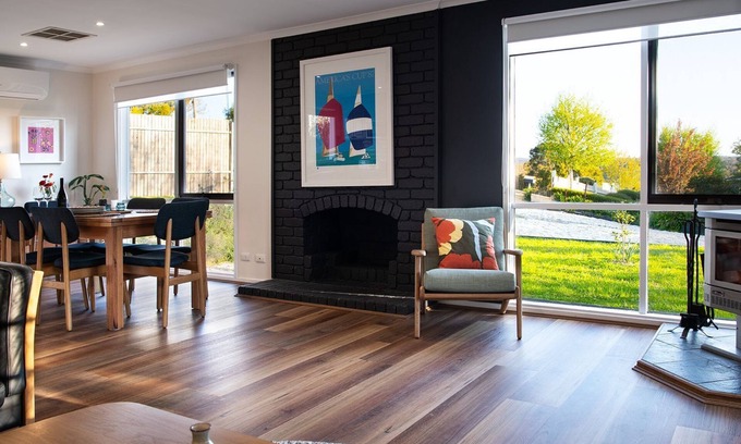 Daylesford House | Indus- a bright and welcoming home, fantastic location