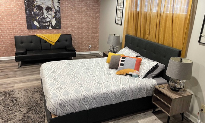 Indianapolis Apartment | Indy Oasis