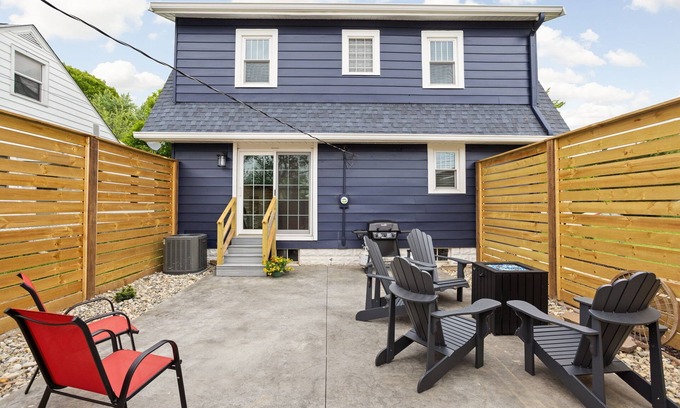 Speedway House | Indy Speedway Retreat: King Beds & Near Downtown