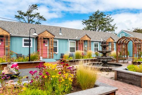 Downtown Cannon Beach Hotel | Inn at Haystack Rock