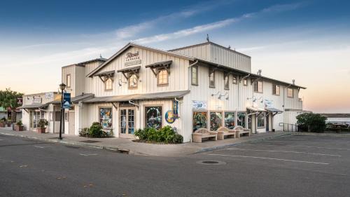 Morro Bay Hotel | Inn At Rose's Landing