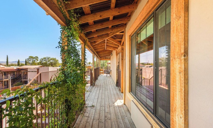 Tombstone Hotel | Inn History Tombstone