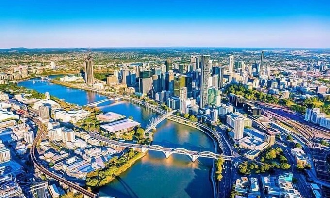 Indooroopilly Apartment | Inner City Pad - Indooroopilly