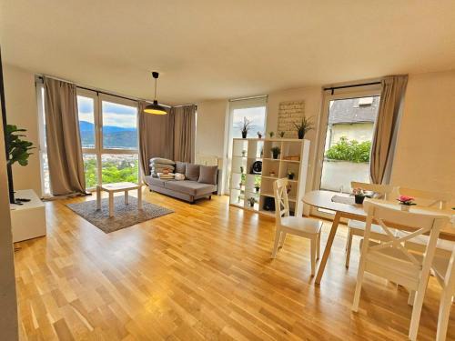 Innsbruck Apartment | Innsbruck City View Apartment with 2 Bedrooms