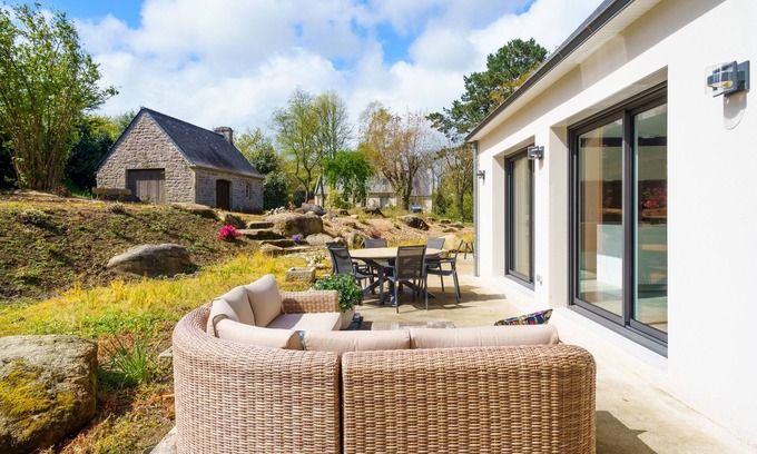 Locronan House | Invitation à Locronan - Belle maison pour 6