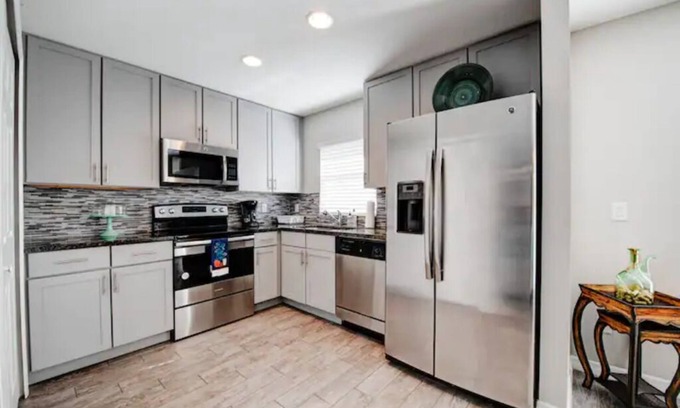 Buena Ventura Lakes House | Inviting 3 BD 3 BA near Lake Nona and USTA