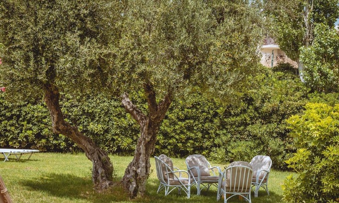 Hersonissos Centre Hotel | Iphigenia Mythic Retreat