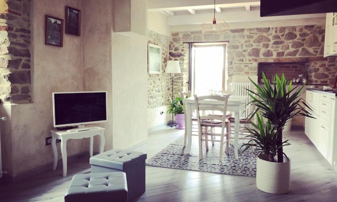 Ortignano House | Iris Country House