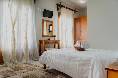 Arachova House | Iris