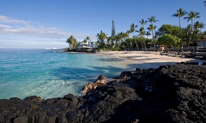 Historic Kailua Village House | Island Base w/Pool, Daily Yoga & Urban Bikes – Relax or Adventure Freely
