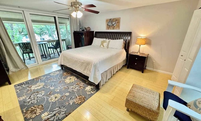 Hilton Head Island Condo | Island Thyme - Hilton Head 3BR 2BA Walk to Beach
