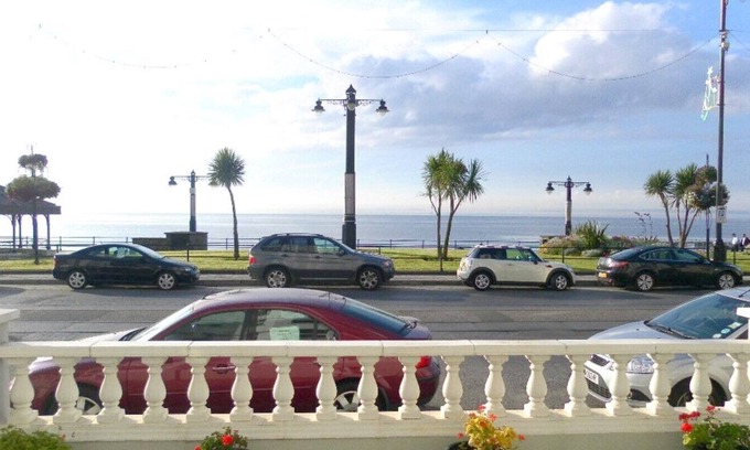 Douglas Apartment | ISLE OF MAN SEAFRONT/PROMENADE LOCATION 4 STAR HOLIAY APARTRMENT