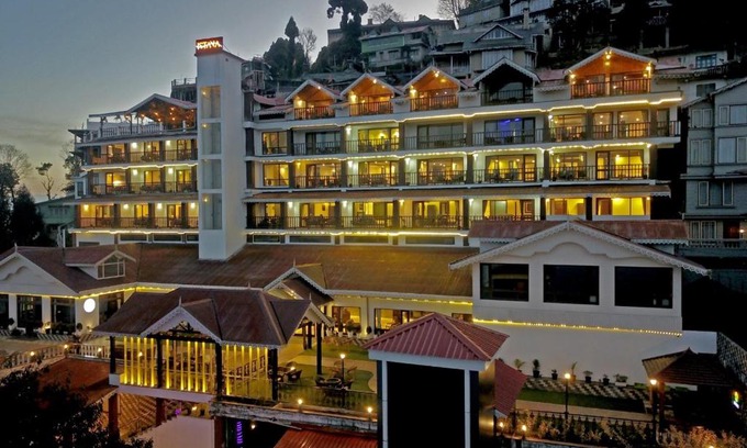 Darjeeling Hotel | Istana Resort & Spa