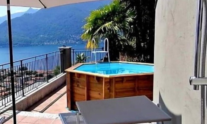 Maccagno Apartment | Lake view apartment