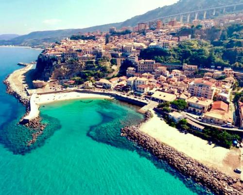 Pizzo Apartment | Italian charm, modern elegance in Pizzo