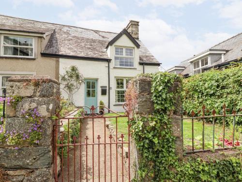 Harlech House | Ivy Cottage