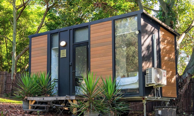 Samford Valley House | Jacaranda Mews by Tiny Away