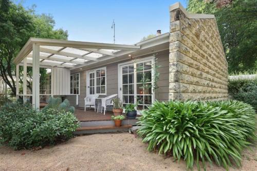 Jamieson House | Jamieson Cottage 1 - By the River