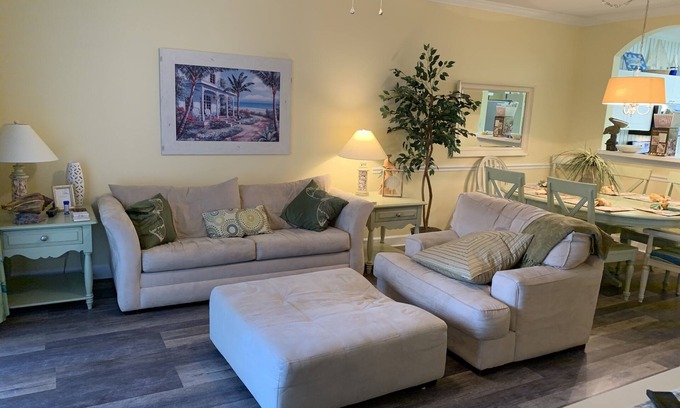 North Myrtle Beach Villa | January through March 2025 available, see discount rates! Perfect 28 day stay