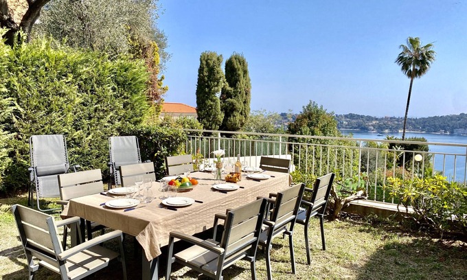 Villefranche-sur-Mer Apartment | JARDIN FIGUIERS AP4123 by RIVIERA HOLIDAY HOMES