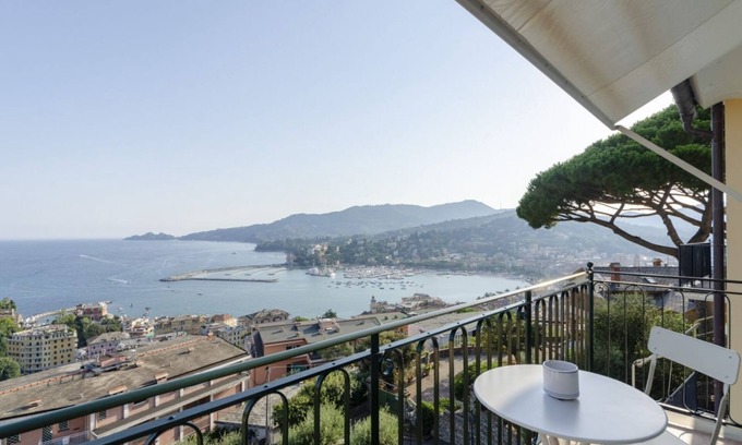 Rapallo Apartment | JOIVY Spectacular Sea View Apt for 5 with Terrace