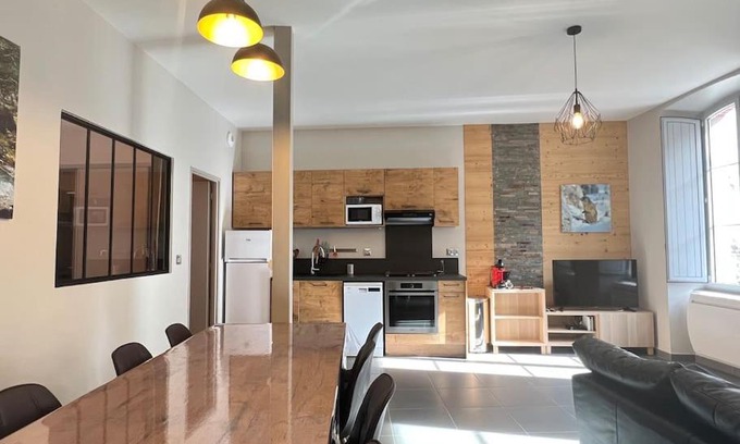 Cauterets Apartment | Joli T3 rénové ds une villa 1900